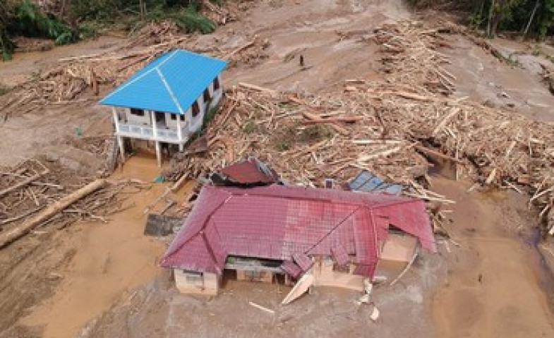 Pakar Ungkap Biang Kerok Cuaca Ekstrem yang Picu Banjir Besar di Sumatra