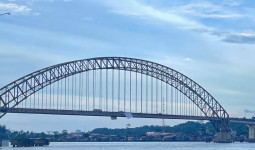 Pasca Ditabrak Tongkang, Fender Jembatan Mahulu Segera Diganti?