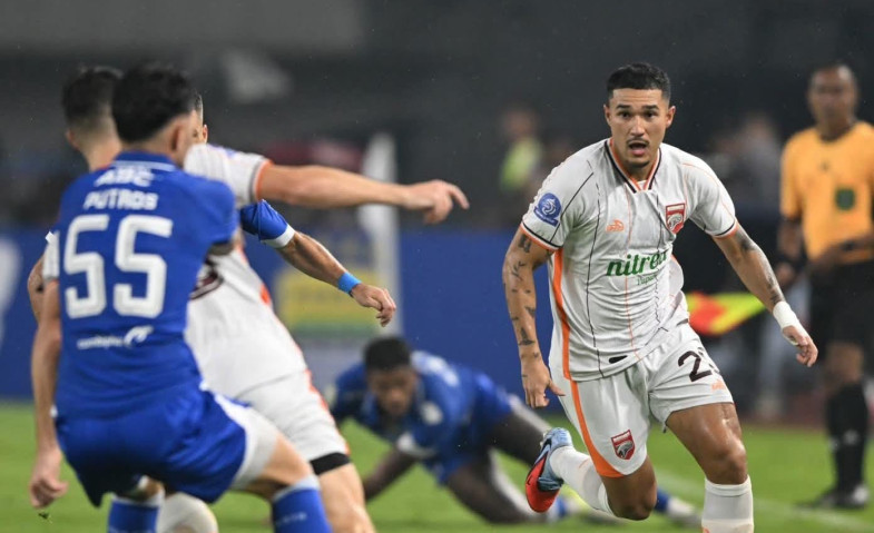 Persib Bandung vs Borneo FC Berakhir 3-1, Pesut Etam Masih Kokoh di Puncak Klasmen