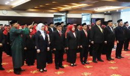 Rudy Mas’ud Lantik 91 Pejabat Pemprov Kaltim, Tekankan Kinerja Nyata dan Pelayanan Cepat