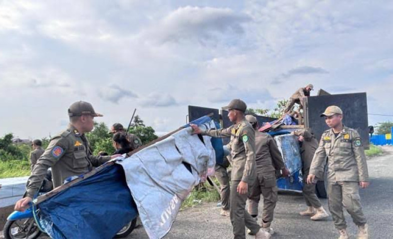 Satpol PP Kaltim Tegaskan Penertiban Kota Humanis, Tetap Perhatikan Kepentingan Pedagang Kecil