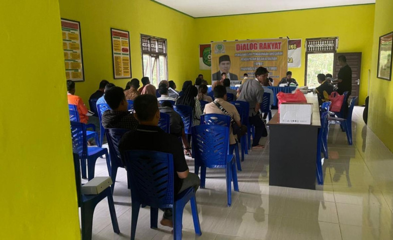 Terbuka dan Partisipatif, Bang Ayub Gelar Dialog Rakyat Bersama Warga Desa Kota Bangun Ulu