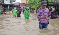 Hujan Merata di Samarinda, ITS-TRC Laporkan 29 Ruas Jalan Tergenang, Longsor dan Pohon Tumbang