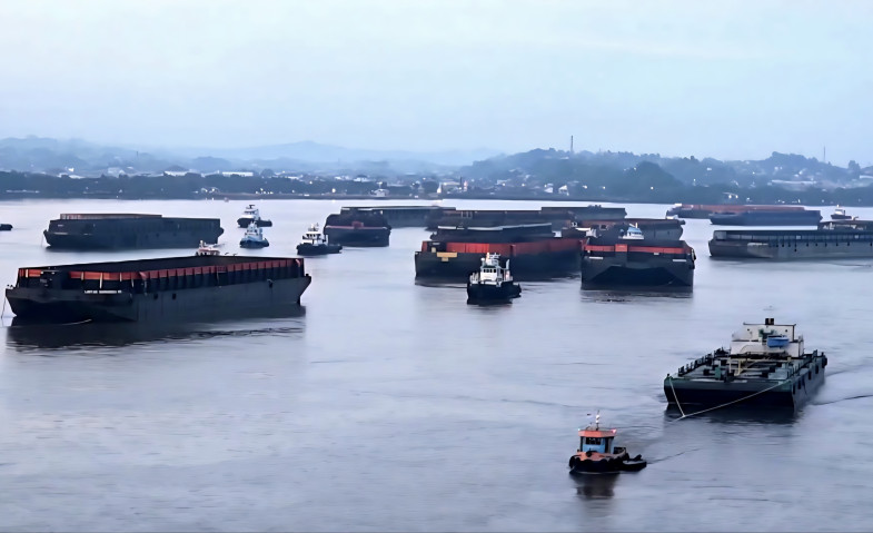 Libatkan Perusda, Pemprov Kaltim Bidik PAD Baru dari Jasa Tambat Kapal