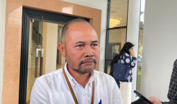 Perusahaan Tongkang Penabrak Jembatan Mahulu Serahkan Cek Rp30 Miliar ke PUPR Kaltim