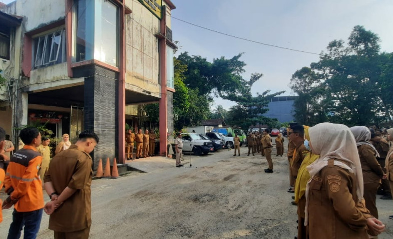 Sopir Angkutan Sampah DLH Samarinda Dibekali Kartu RFID