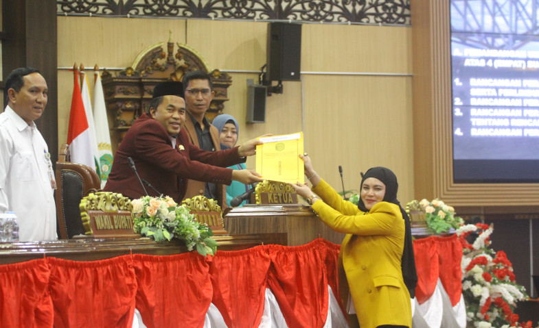 DPRD Kukar Tetapkan Empat Raperda Prioritas untuk Segera Disahkan