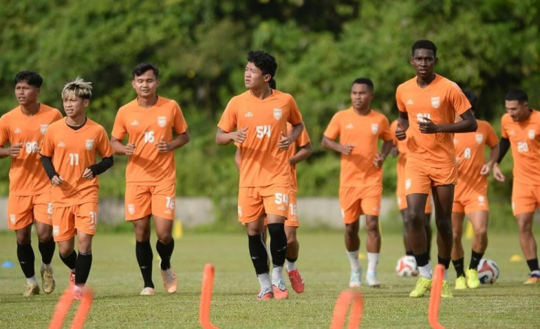 Komitmen Fabio Lefundes untuk Pemain Muda Borneo FC, Kualitas dan Disiplin Jadi Kunci