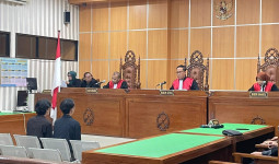 Putusan Sela Perkara Molotov Ditunda, Penasehat Hukum Optimis Eksepsi Dikabulkan