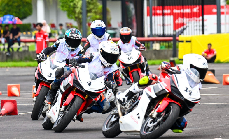 Siap Mengaspal di Lintasan Dunia, 10 Pebalap Muda Terpilih di Astra Honda Racing School 2026