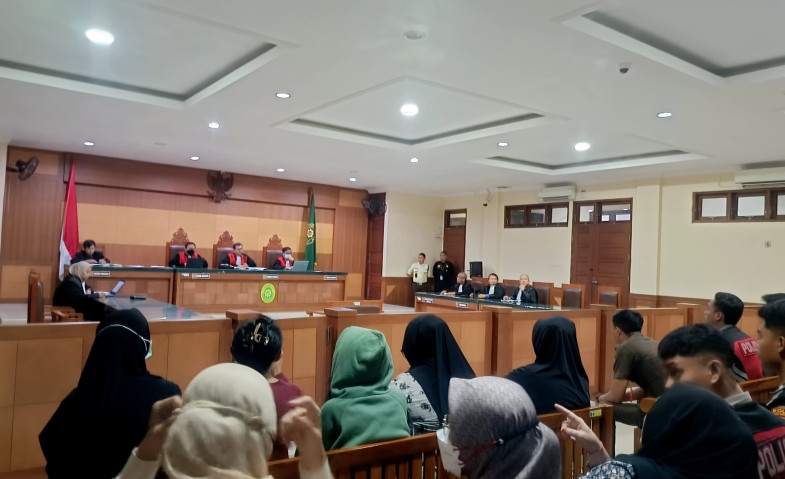 Tok! Pelaku Pencabulan di Ponpes Kukar Divonis 15 Tahun Penjara, Hakim Wajibkan Bayar Restitusi Korban