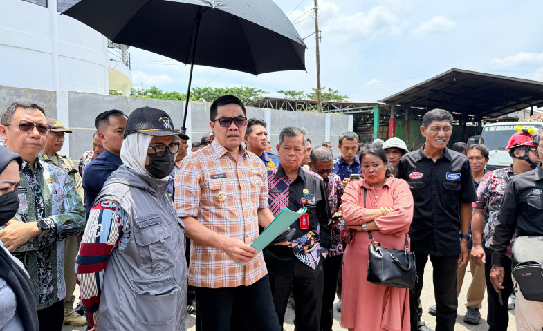 Andi Harun Janji Bangun Ulang Pasar Segiri Pasca Kebakaran Hingga Ratusan Juta