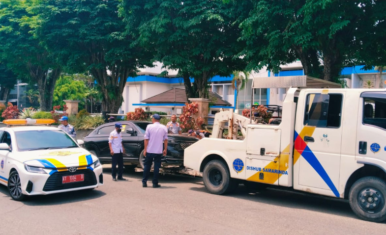 Dishub Samarinda Tertibkan Kendaraan Parkir Liar, Sembilan Unit Ditindak