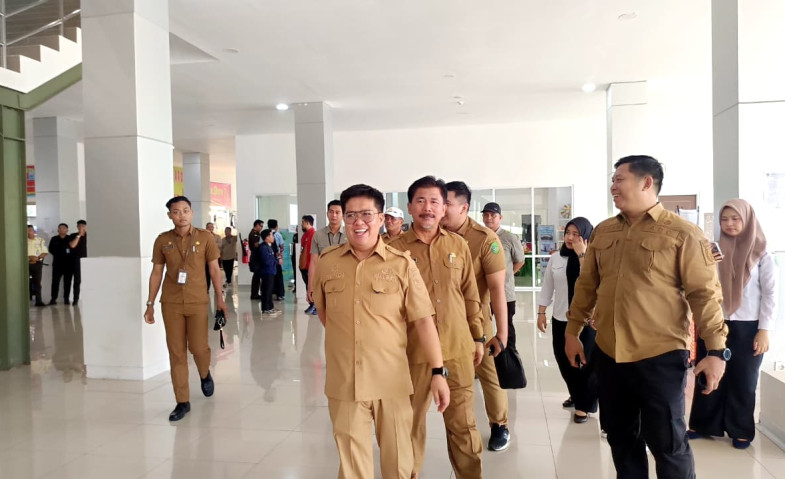 Dugaan Jual Beli Lapak di Tangga Arung Square Menguat, Rendi Solihin Turun Tangan