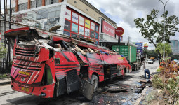 Kronologi Bus Pariwisata Terbalik di Jalan Untung Suropati Samarinda, Polisi Pastikan Tak Ada Korban Jiwa