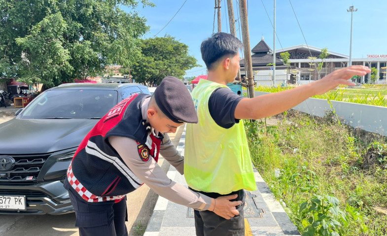 Patroli Antipremanisme di Pasar Tangga Arung, Polisi Ajak Warga Aktif Melapor