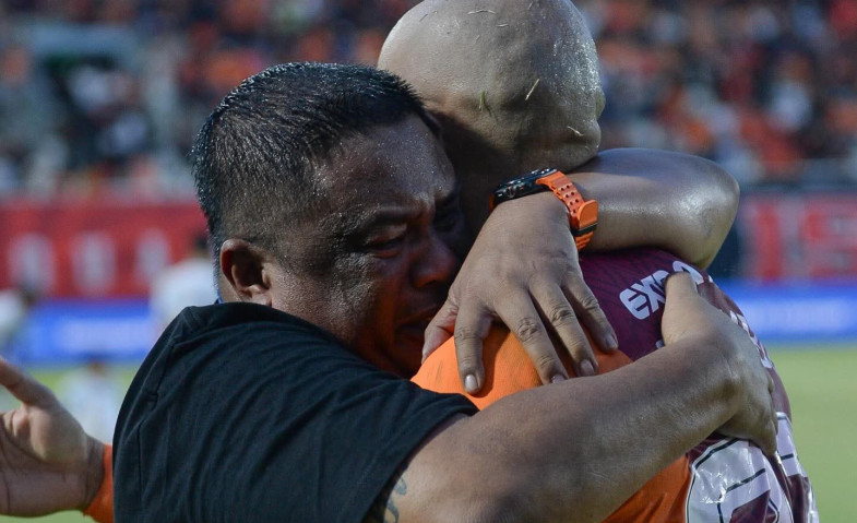 Persaingan Takhta Juara, Manajer Borneo FC Sayangkan Penunjukan Wasit Asal Bandung