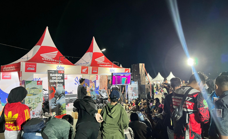 Tebar Kebaikan di Bulan Suci Ramadhan, Astra Motor Kaltim 2 Rangkul Berbagai Pihak di Momen Sahur On The Road