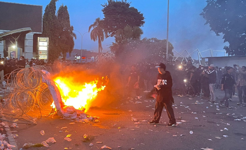 200 Personel DLH Samarinda Gerak Cepat Bersihkan Sampah Pasca Aksi 21 April