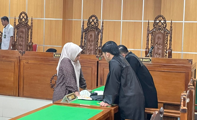 JPU Tuntut Donna Faroek 6 Tahun Kurungan, Kuasa Hukum Klaim Ada Kenjanggalan