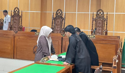 JPU Tuntut Donna Faroek 6 Tahun Kurungan, Kuasa Hukum Klaim Ada Kenjanggalan