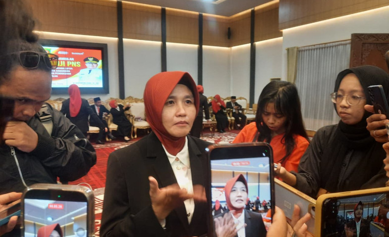 Neneng Pastikan Review Mobil Dinas Pemkot Samarinda Tetap Berjalan