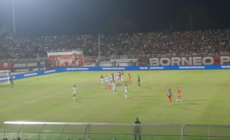 Gol Mariano Peralta Bawa Borneo FC Unggul 1-0 atas Persita di Babak Pertama