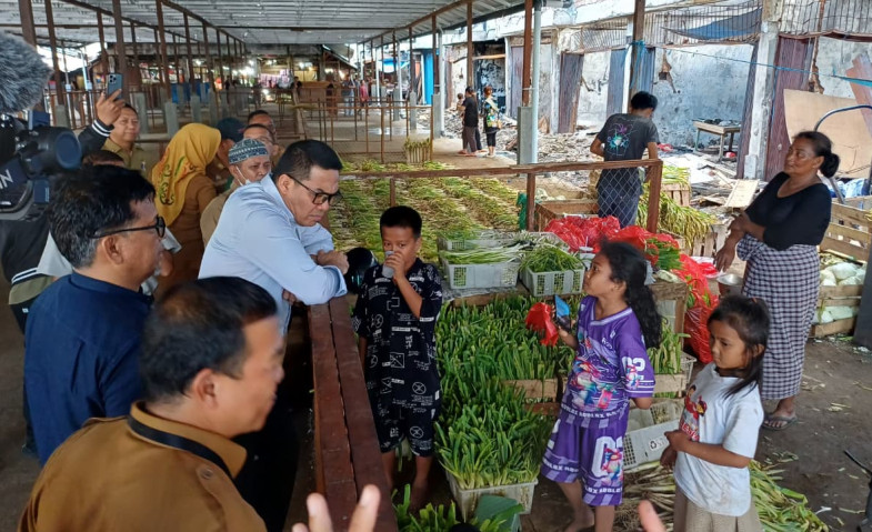 Sebulan Pasca Kebakaran, Lapak Pasar Segiri Rampung Diperbaiki dan Siap Ditempati Pedagang