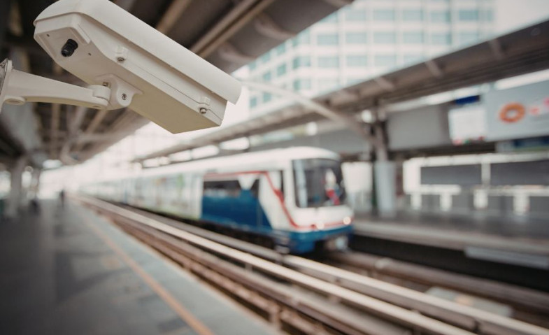 6 Tips Memilih CCTV Stasiun Agar Aman Bagi Penumpang