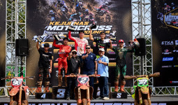 Raih Podium Perdana, Valrossi dan CRF250R Melesat di Kejurnas Motocross Bekasi