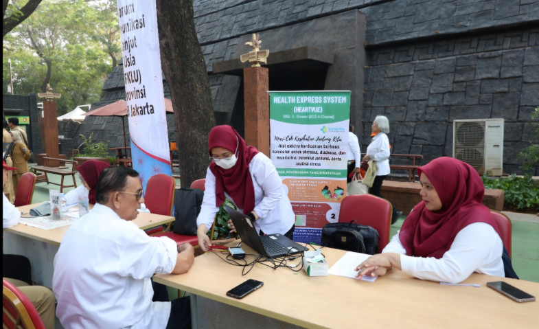 RS Jantung dan Pembuluh Darah Harapan Kita Meriahkan Peringatan Hari Lanjut Usia ke-30