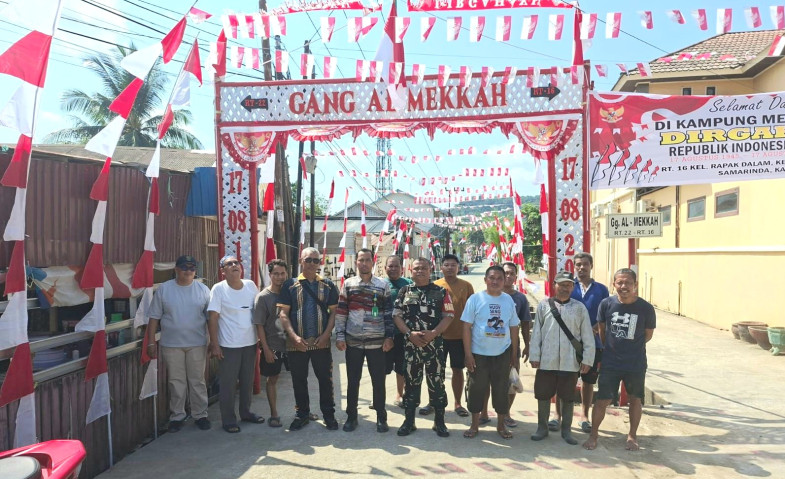 Sambut HUT RI ke-81, Warga Gang Al-Mekkah  Samarinda Seberang Berswadaya Percantik Lingkungan