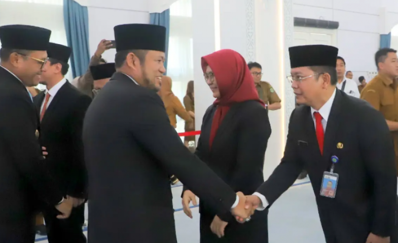 Lantik 33 Pejabat Baru, Rudy Mas'ud: Yang Melanggar Bakal Ditindak Tegas